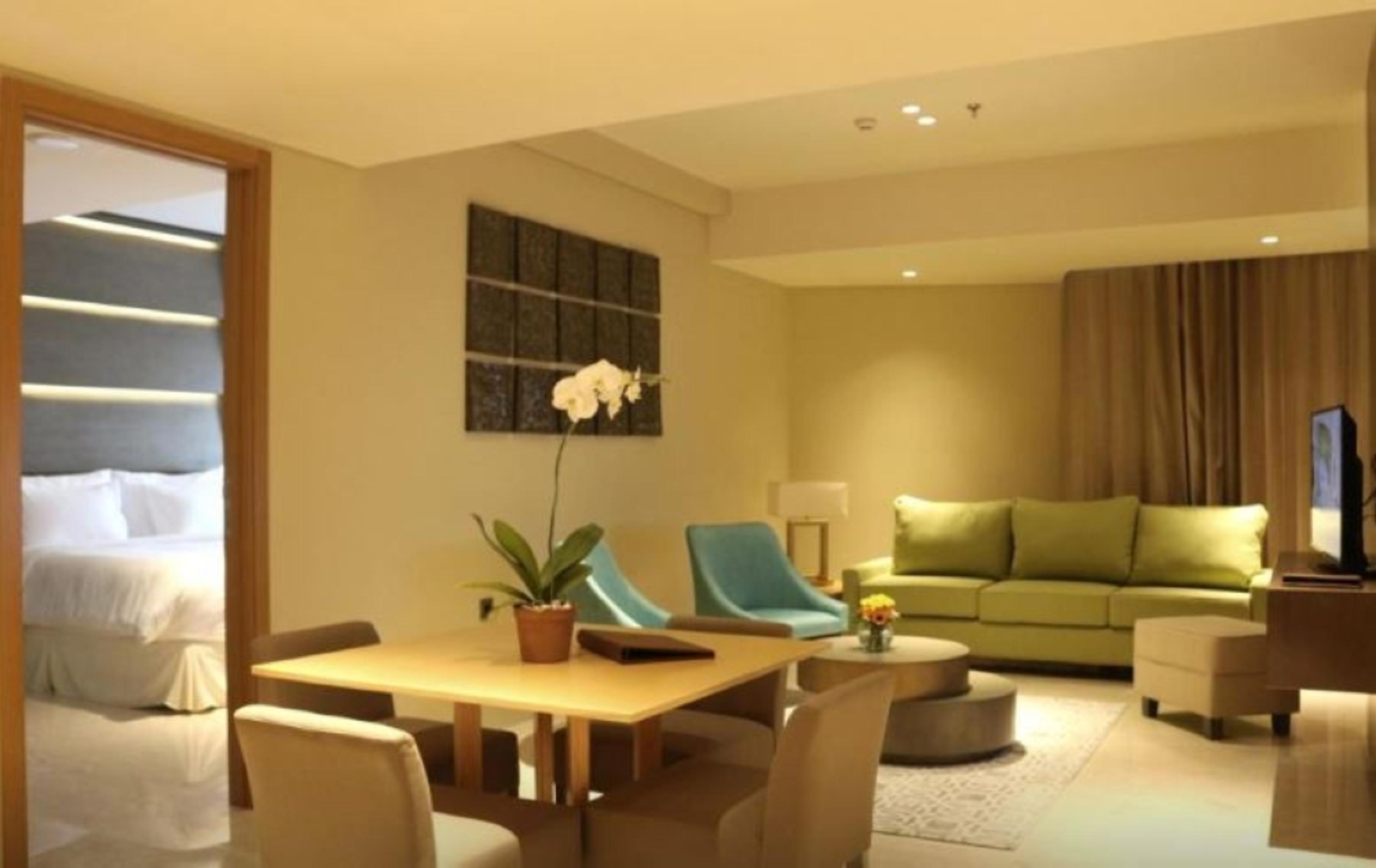 Vasa Hotel Surabaya Exterior photo