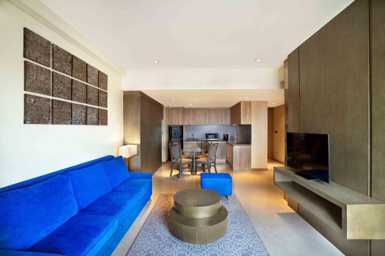 Vasa Hotel Surabaya Exterior photo