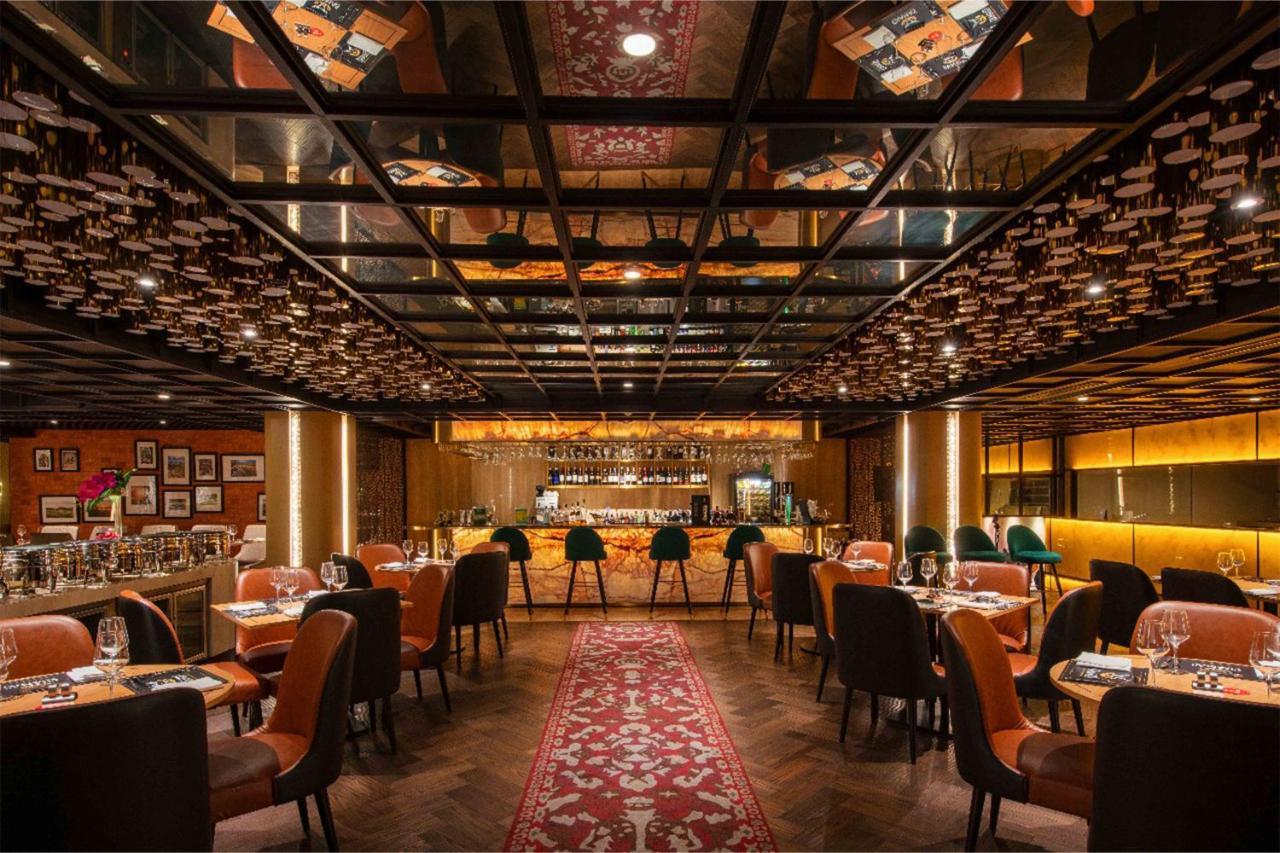 Vasa Hotel Surabaya Exterior photo