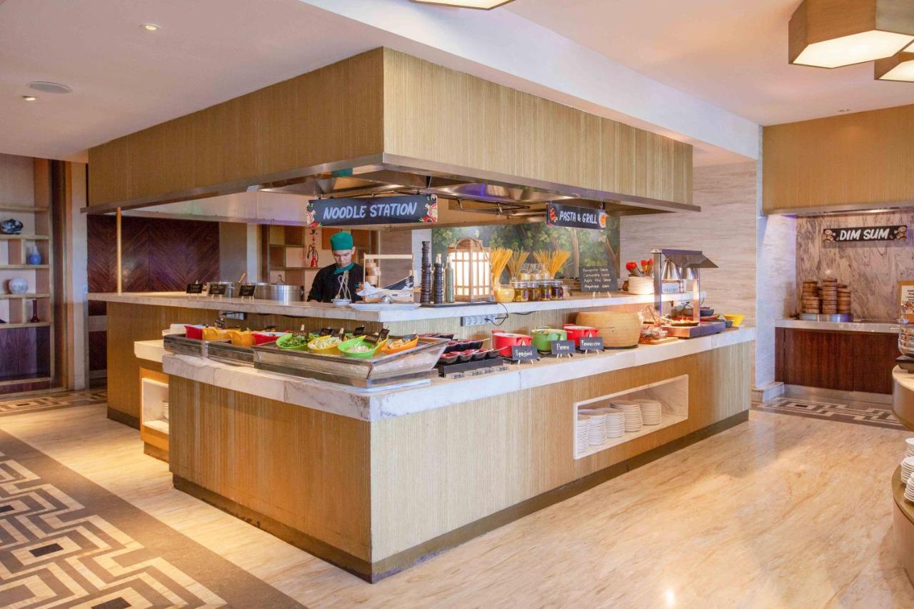 Vasa Hotel Surabaya Exterior photo