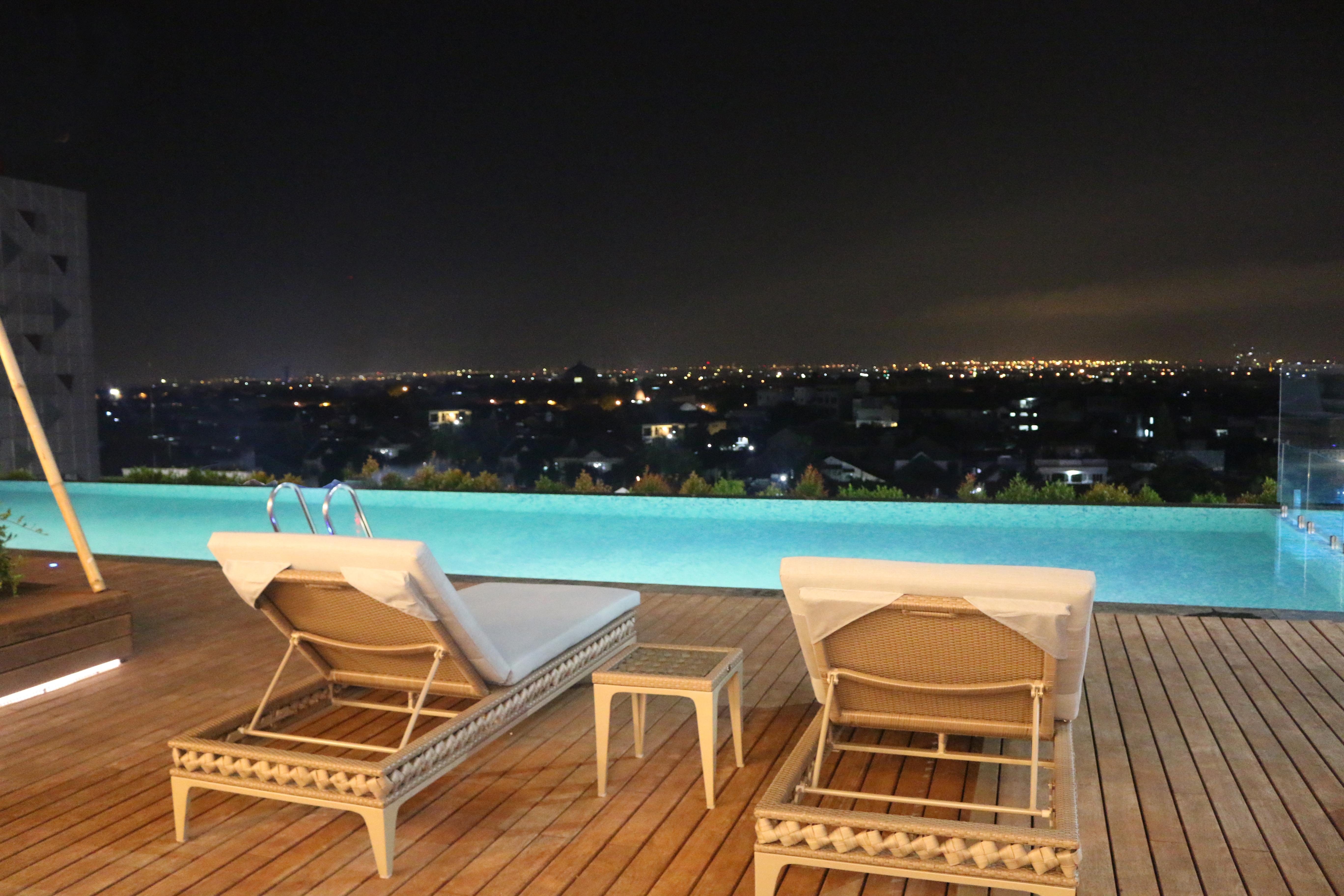 Vasa Hotel Surabaya Exterior photo